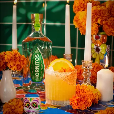 Plata bottle and cocktail