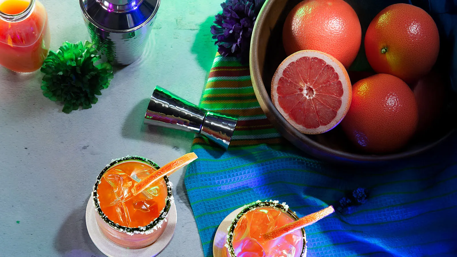 grapefruit-cocktails-bar-tools-hornitos